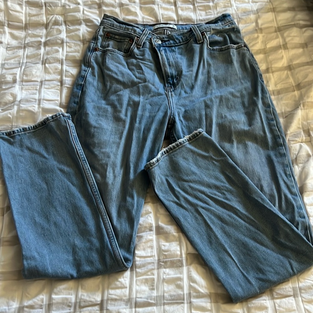 Abercrombie & Fitch 90s Slim Straight Leg Jeans